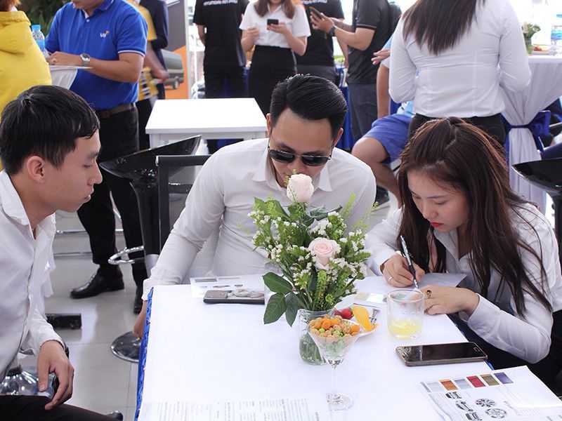 Read more about the article Thủ Tục Mua Xe Hyundai Santafe 2019 Trả Góp