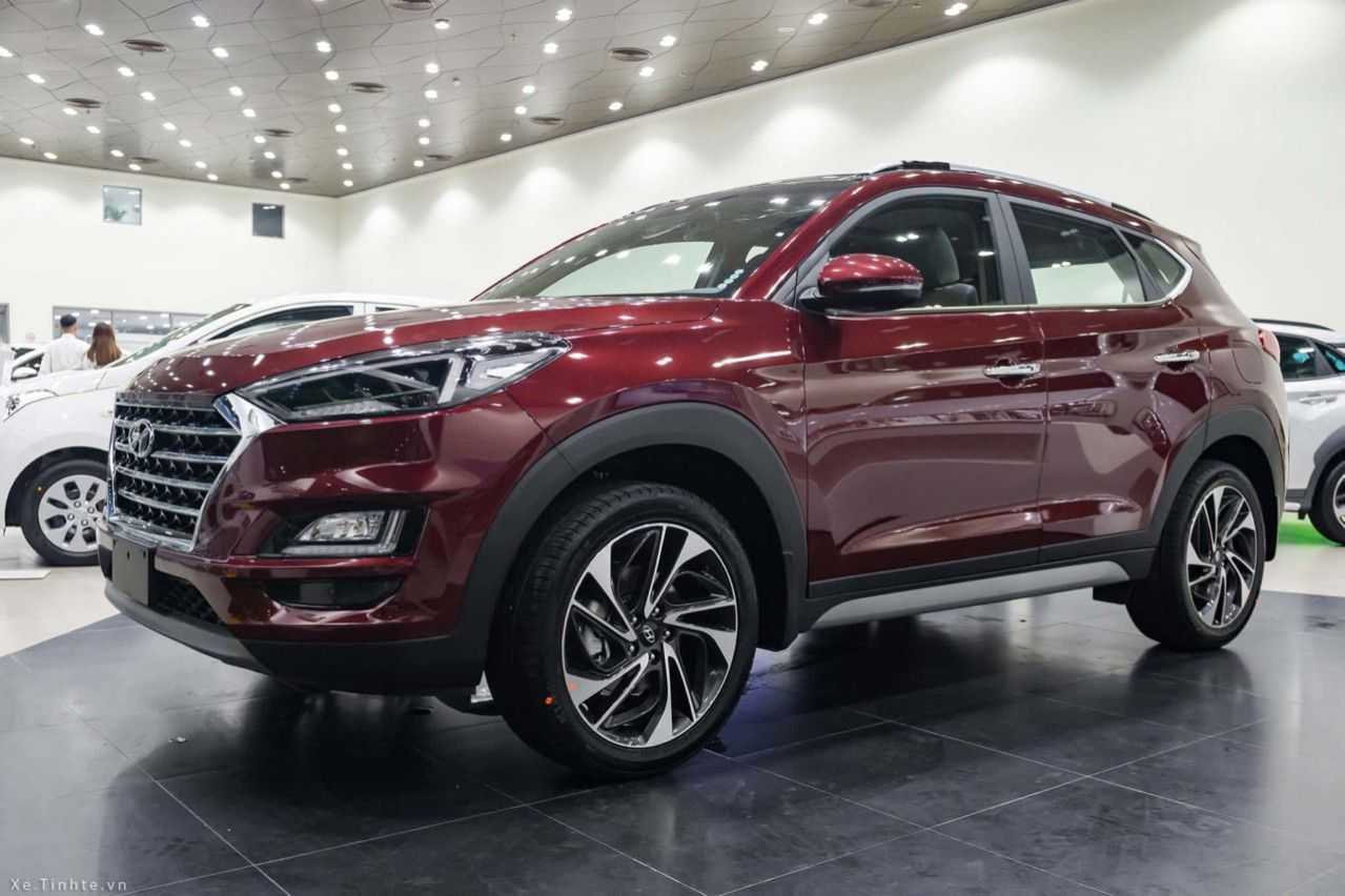 Read more about the article Hyundai Tucson 2019 Đỏ Mận
