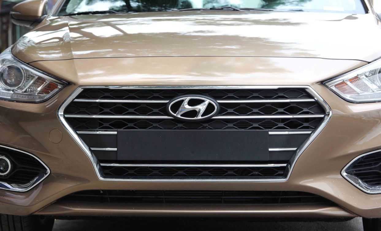 Hyundai Accent Màu Vàng Be Ảnh Chụp Thực Tế Tại Hyundai Quận 7